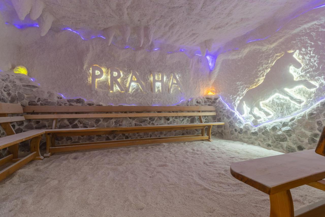 Praha Hotell Solotvyno Exteriör bild