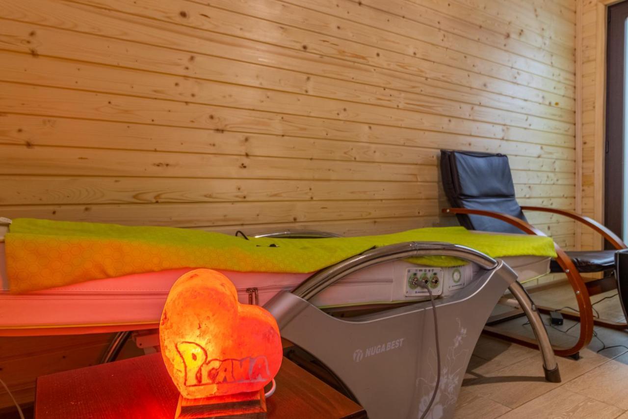 Praha Hotell Solotvyno Exteriör bild