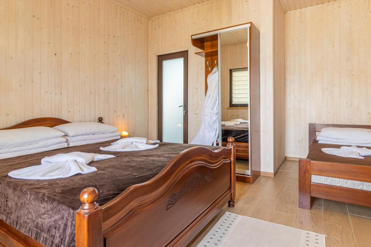 Praha Hotell Solotvyno Exteriör bild